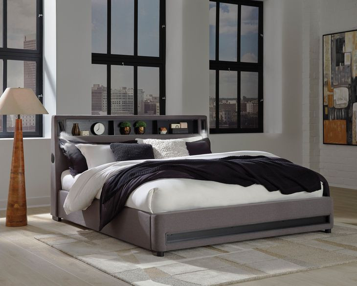 Wronske Gray Queen Upholstered Bed