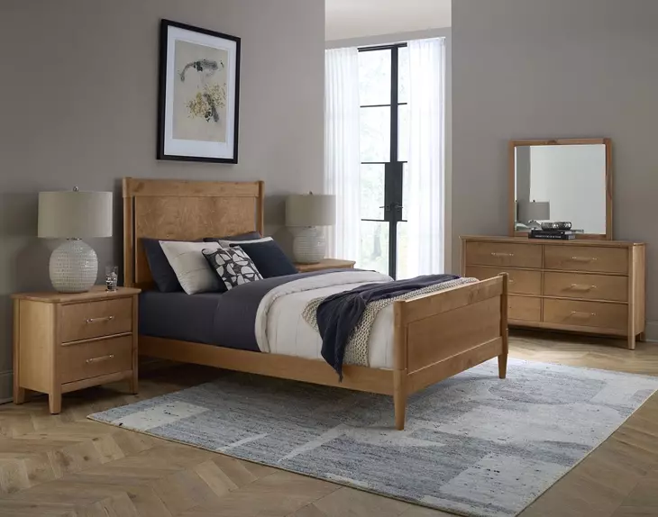 Nordhaven Clear Maple Poster Bedroom Set