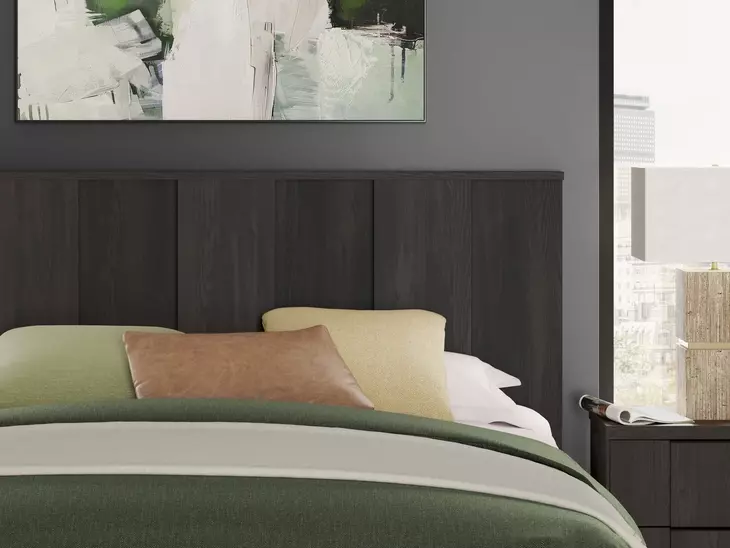 Agrander Dark Brown King Panel Platform Bed