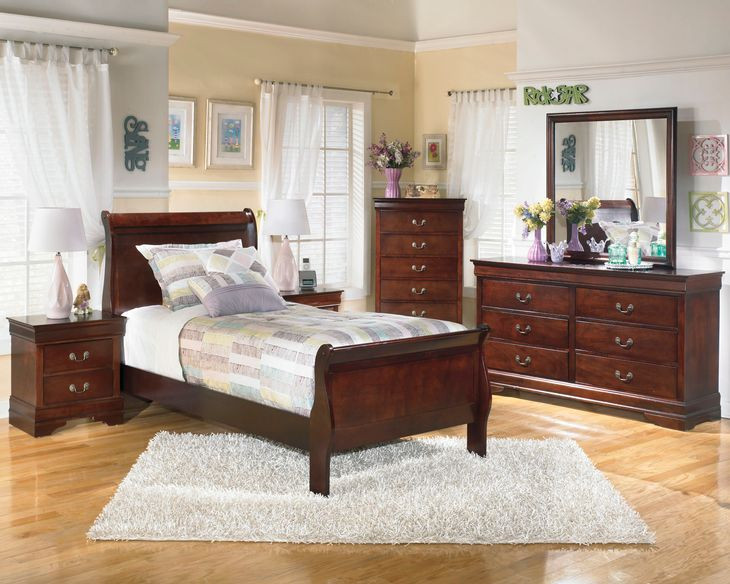 Alisdair Reddish Brown 6 Drawer Dresser and Rectangular Mirror