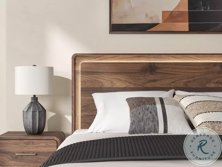 Hollinaze Walnut Brown California King Panel Bed