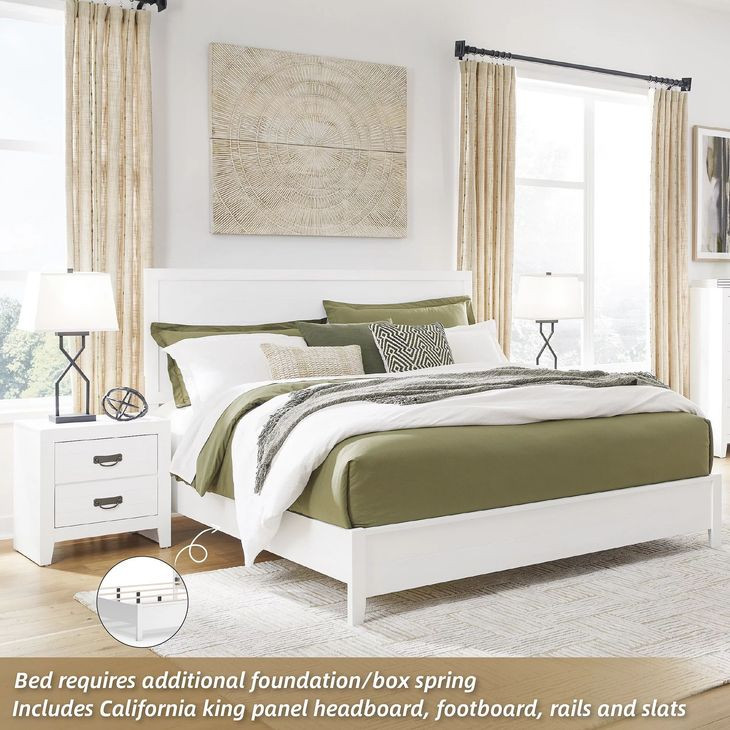 Binterglen White California King Panel Bed