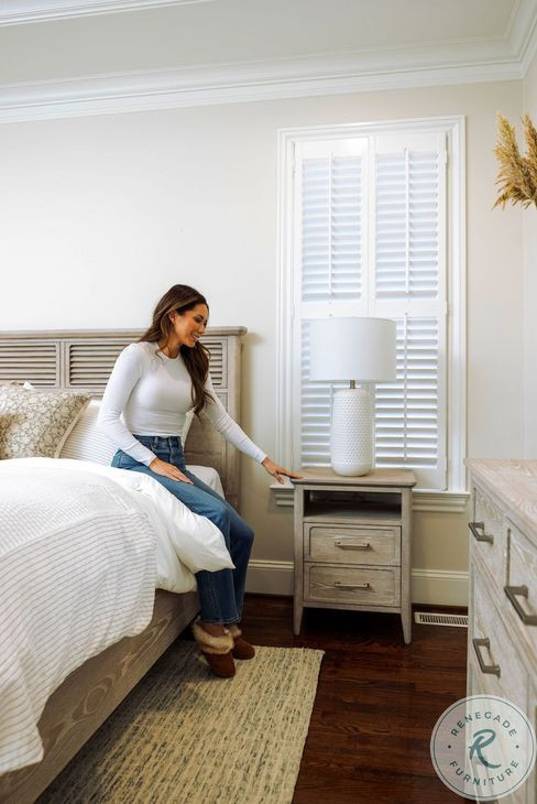 Harborview Glazed Driftwood Queen Panel Bed