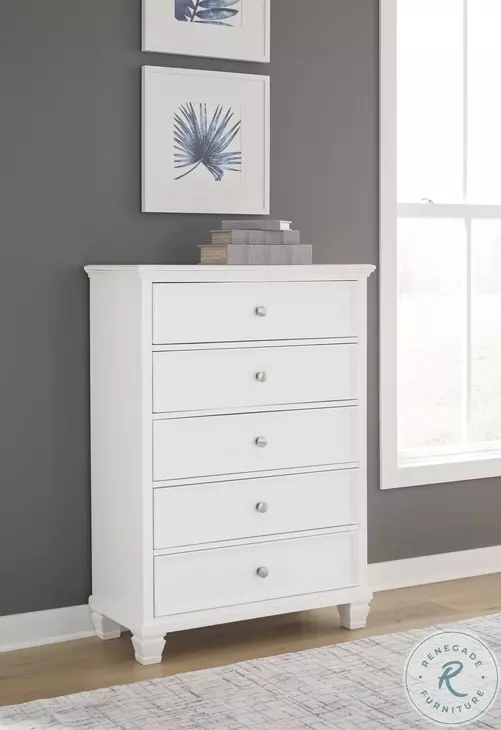 Fortman White Drawer Chest