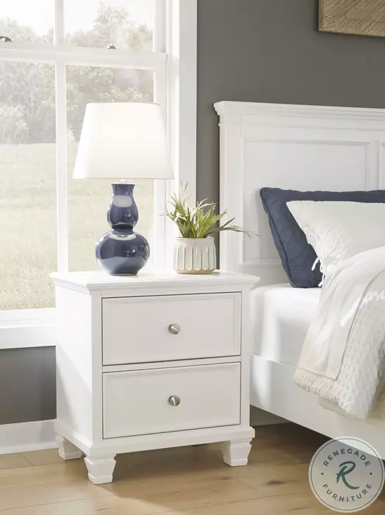 Fortman White Nightstand