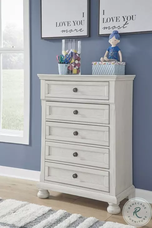 Robbinsdale Antique White Youth 5 Drawer Chest