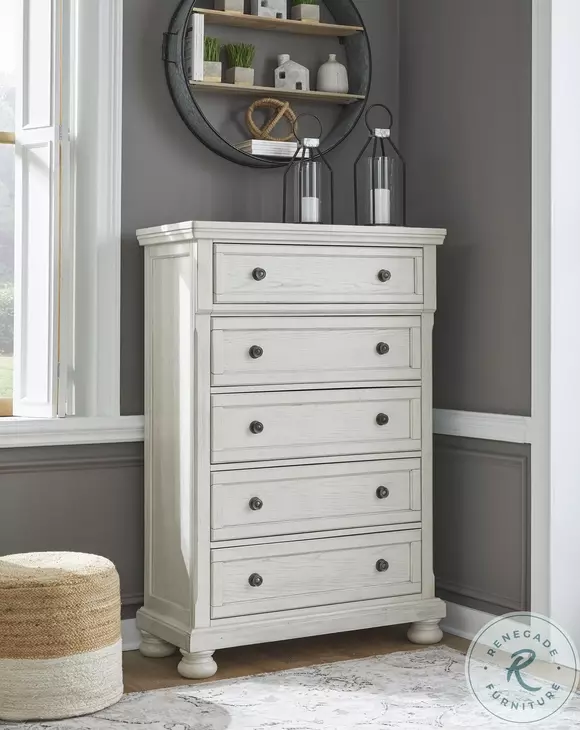 Robbinsdale Antique White 5 Drawer Chest