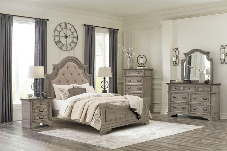 Lodenbay Antique Gray and Brown 7 Drawer Dresser with Arched Mirror