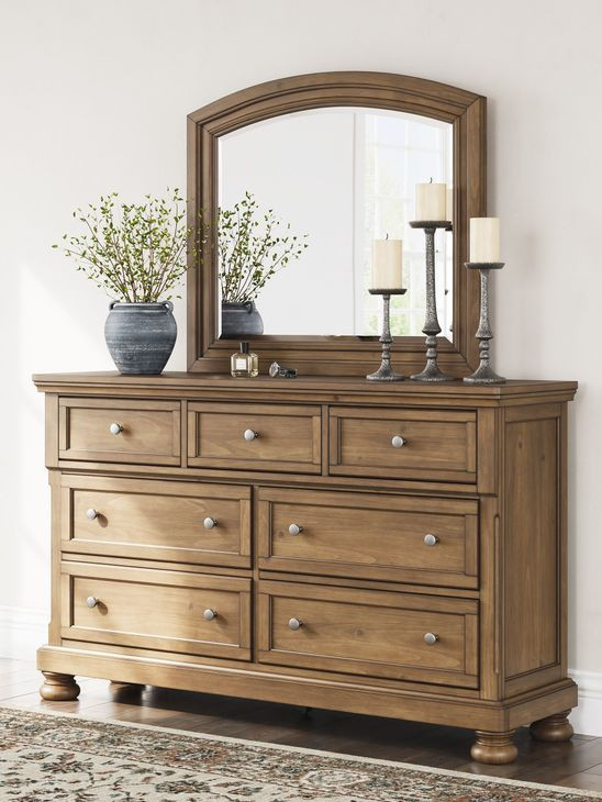 Vandenmore Medium Brown Dresser with Mirror