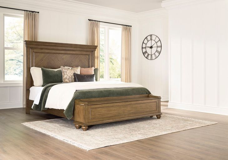 Drojan Medium Brown King Storage Panel Bed