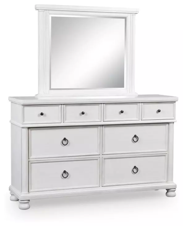 Chadworth Antique White Poster Bedroom Set