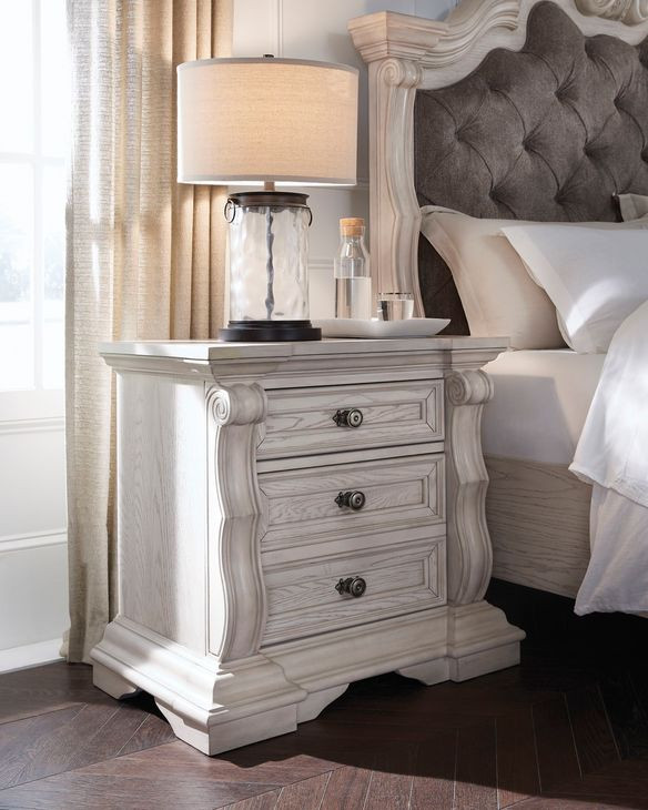 Valleymont Antique White 3 Drawer Nightstand with USB Charging