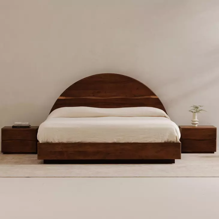 Watson Brown Platform Bedroom Set