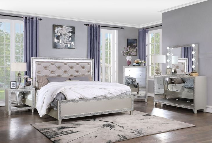 Sliverfluff Silver and Champagne King Upholstered Panel Bed with LED