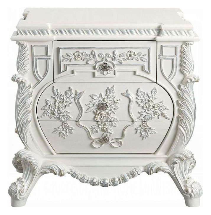 Vanaheim Antique White 3 Drawer Nightstand