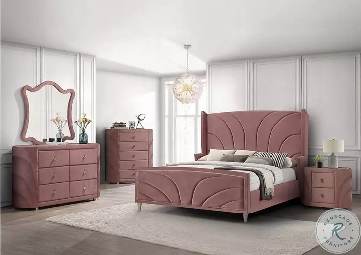 Salonia Pink Velvet Queen Upholstered Platform Bed