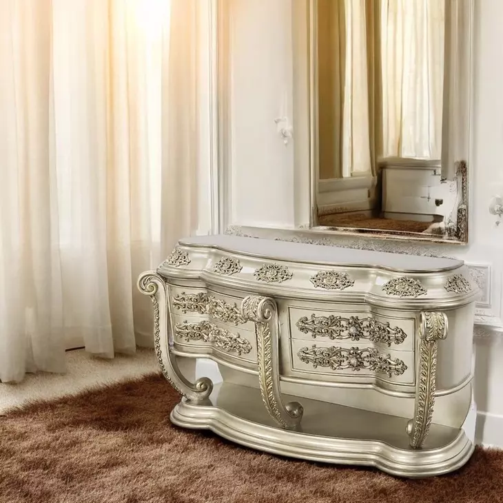 Danae Champagne and Gold 4 Drawer Dresser