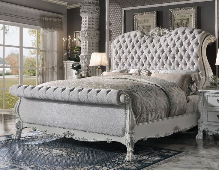 Dresden Bone White Queen Upholstered Sleigh Bed with Nailhead Trim