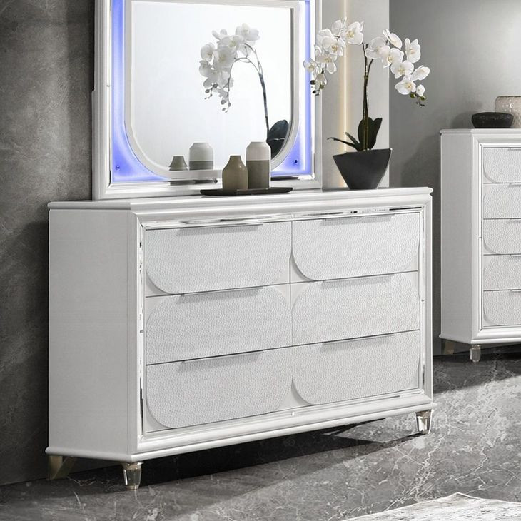 Tarian Pearl White 6 Drawer Dresser