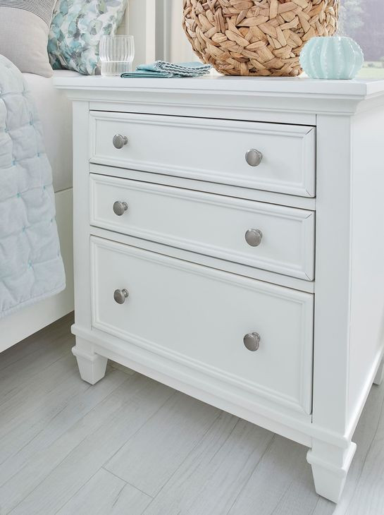 Harborwick White Dove White 3 Drawer Nightstand with USB Charging