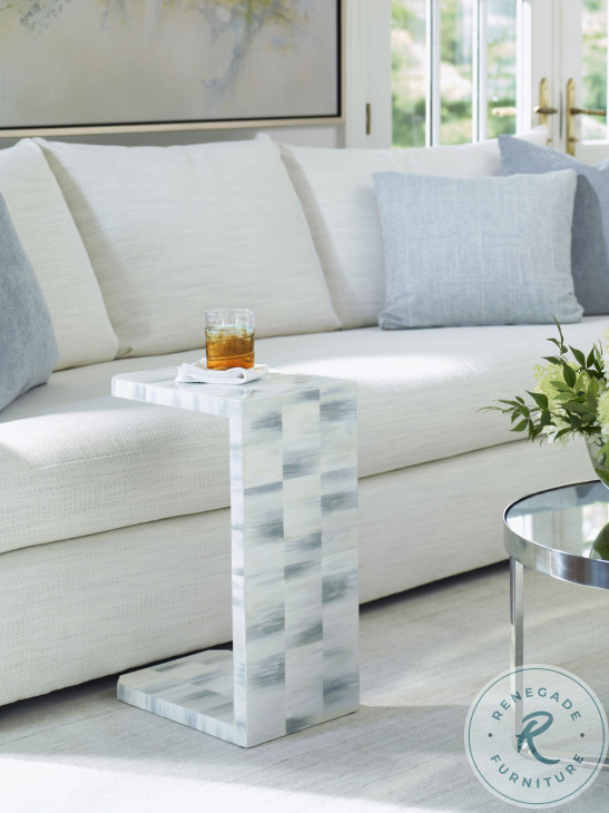 Compositions Faux Horn Pull Up Table