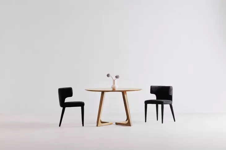 Godenza Natural 47" Round Dining Table