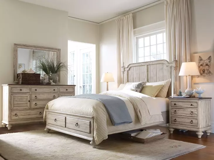 Homestead Pine Cornsilk 7 Drawer Ellesmere Dresser with Rectangular Landscape Mirror