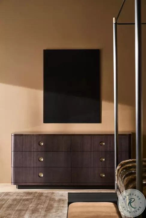 Bachelor Otter Gloss Dresser