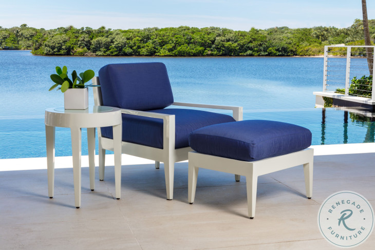 Sail White Round Side Table
