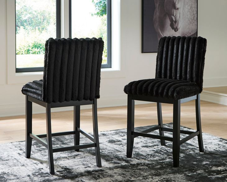 Chyndon Black Upholstered Counter Height Stool Set of 2