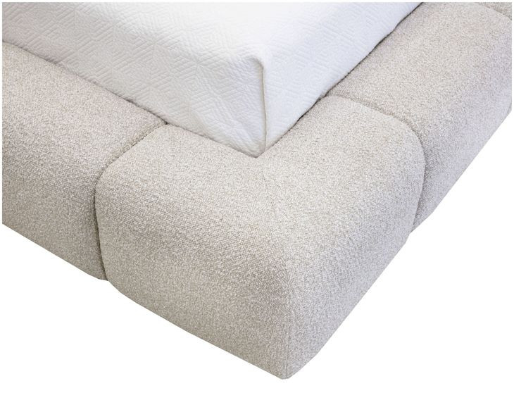 Liana Santa Cruz Oatmeal King Upholstered Platform Bed
