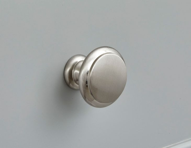 Harborwick Harbor Gray 4 Drawer Door Chest