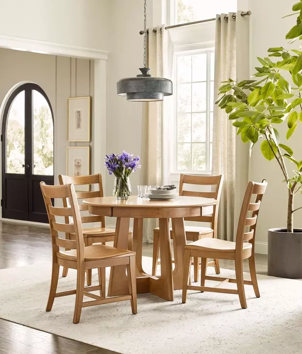 Kafe Cappuccino 44" Round Pedestal Dining Table