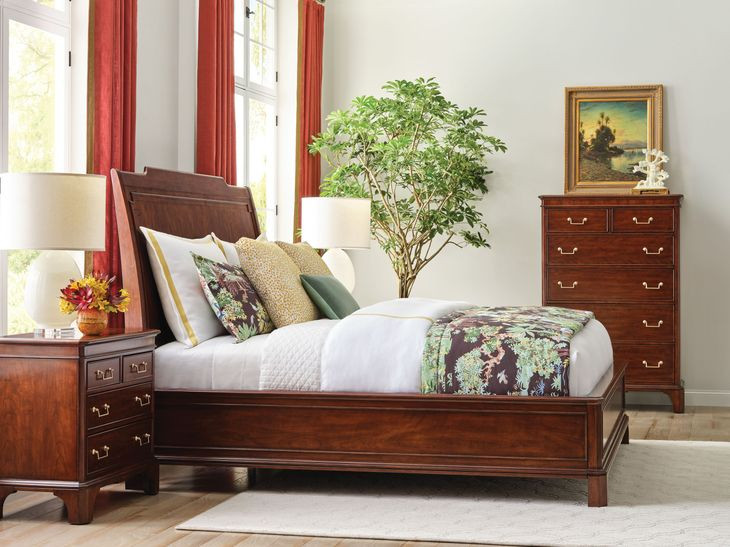 Helmuth Medium Stain King Sleigh Bed
