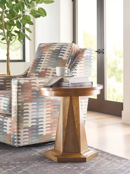 Aspire Array Brown Round Chairside Table