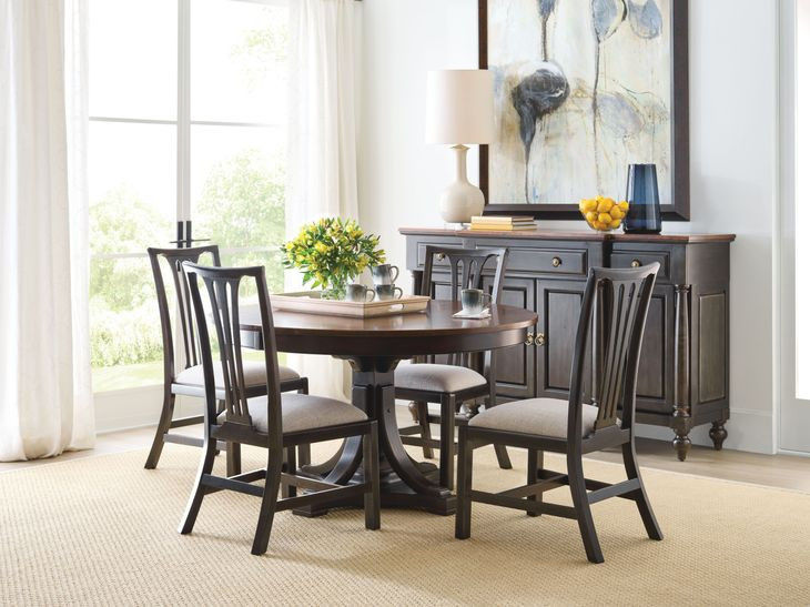 Bromefield Bridgetown Black and Heritage Maple Oval Extendable Dining Room Set