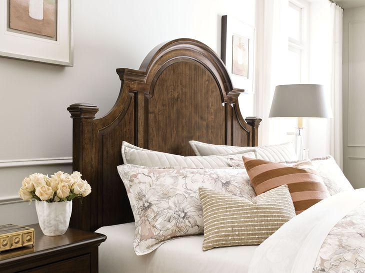 Allenby Rich Hazelnut Queen Panel Bed