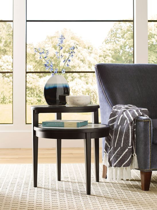 Showcase Sable Oval Glass Top End Table