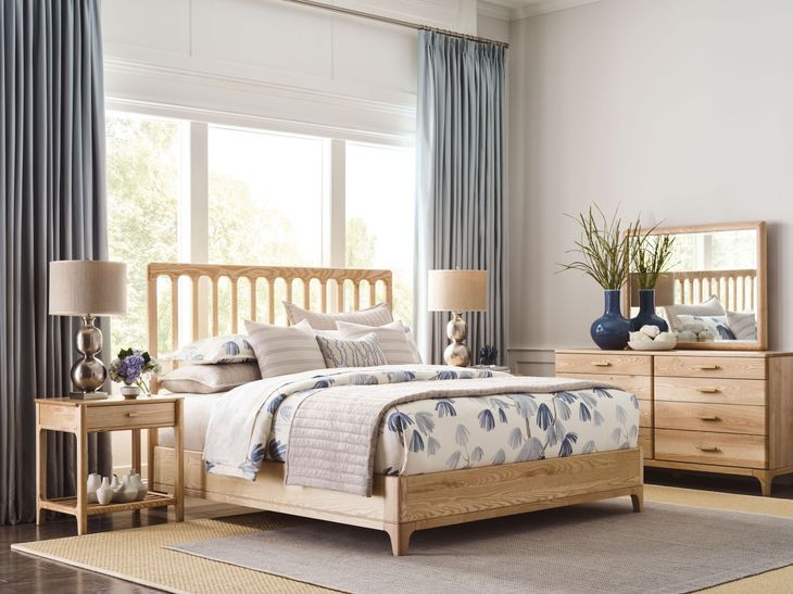 Somerset Ash Queen Panel Bed