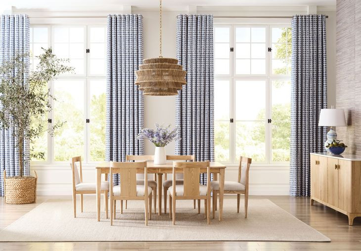 Hanover Ash Extendable Dining Table