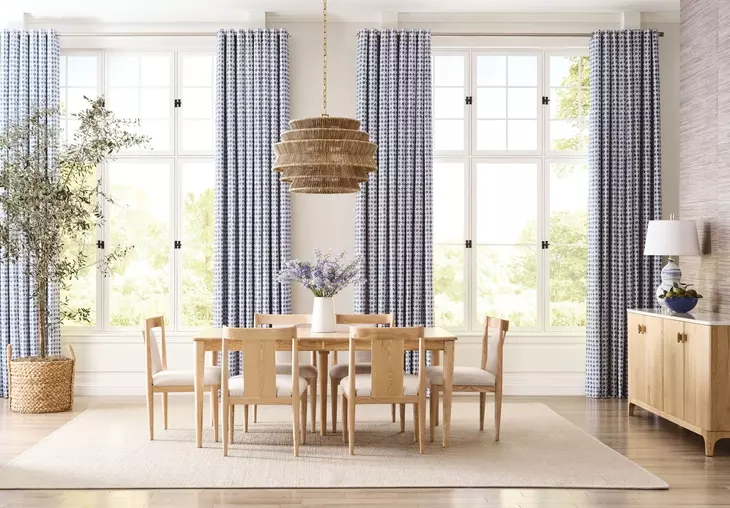 Hanover Ash Extendable Dining Table