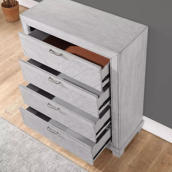 Montana Gray Chest