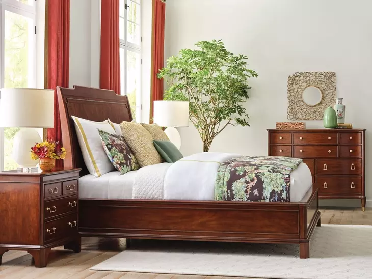 Belmont Heritage New Classic 10 Drawer Julian Bureau with Rectangular Landscape Mirror