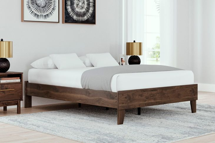 Calverson Mocha Platform Full Bed