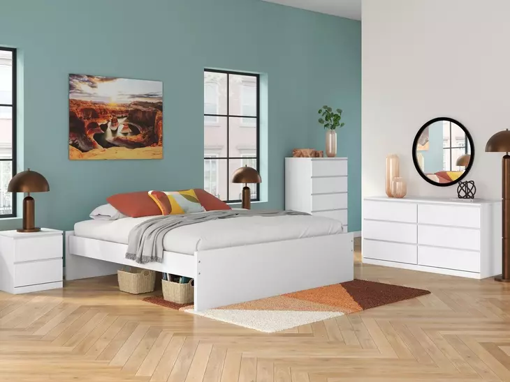 Onita White Dresser