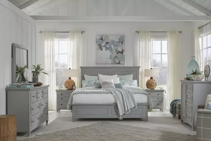 Harborwick Harbor Gray King Panel Bed