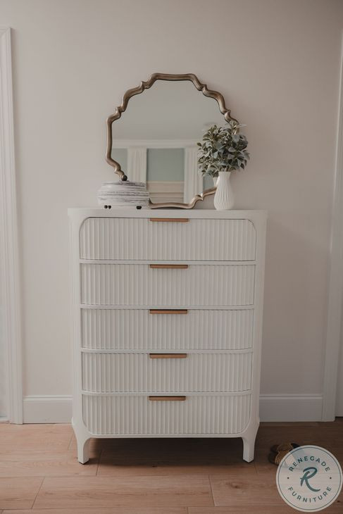 Harbor Point Reed Timeless Clean White 5 Drawer Chest