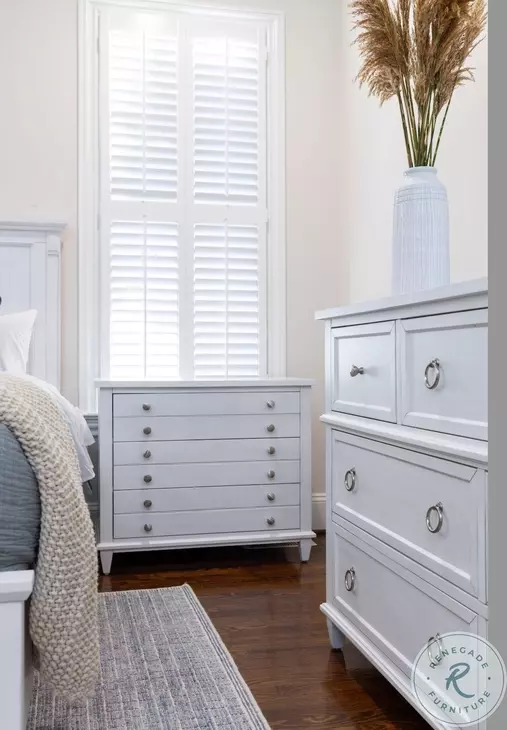 Coastal Point Fresh White and Soft Grey Glaze 3 Drawer Chest with USB Charging