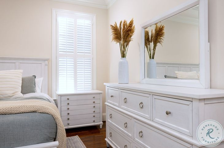 Coastal Point Fresh White Finish and Soft Grey Glaze King Bed with Storage