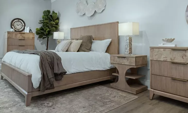 Manhattan Valley Dusty Rose Panel Bedroom Set